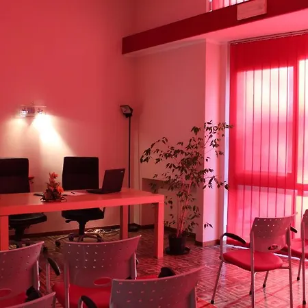 ホテル Napoleon ポントレーモリ